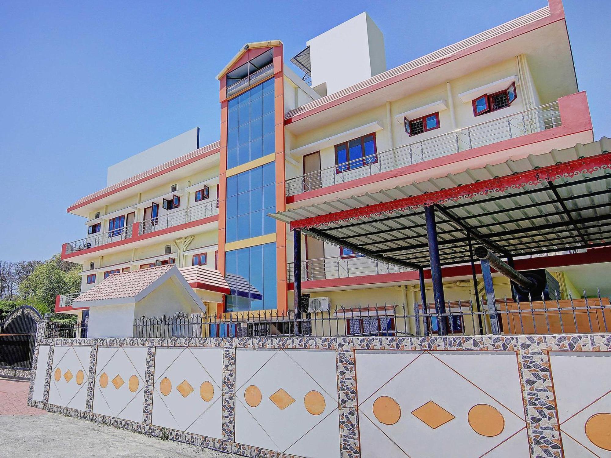 OYO Home 78802 Balaji Bhawan Jhajra Bagian luar foto
