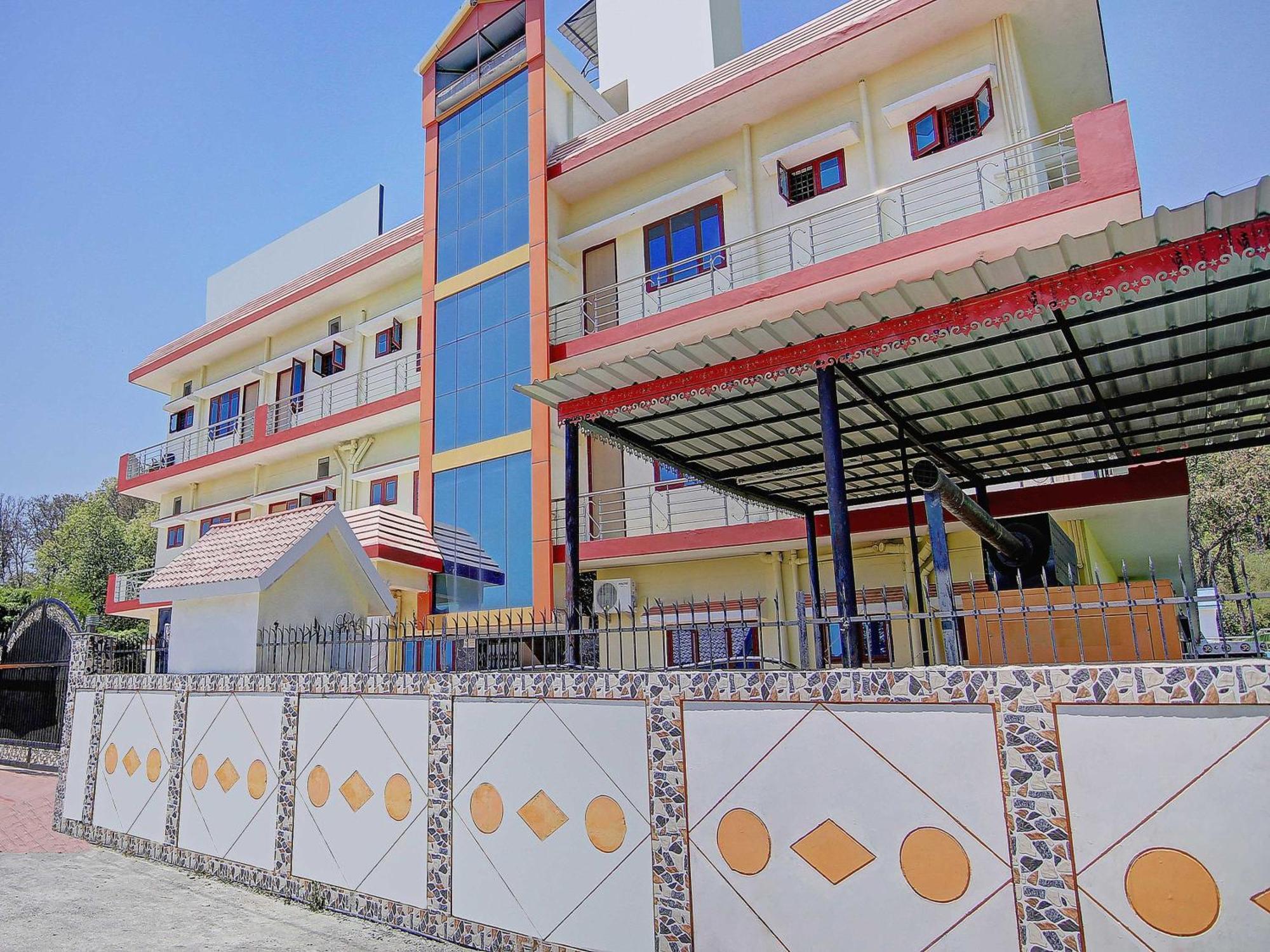 OYO Home 78802 Balaji Bhawan Jhajra Bagian luar foto