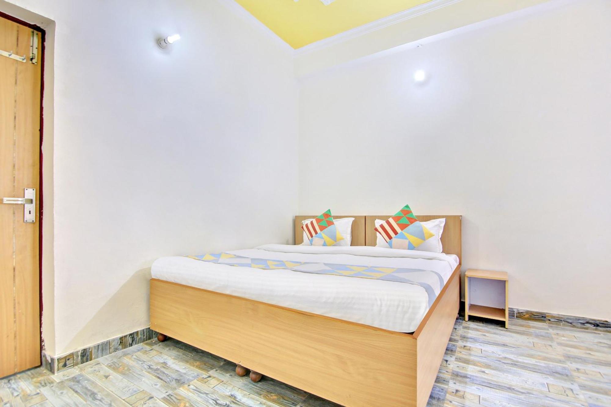 OYO Home 78802 Balaji Bhawan Jhajra Bagian luar foto
