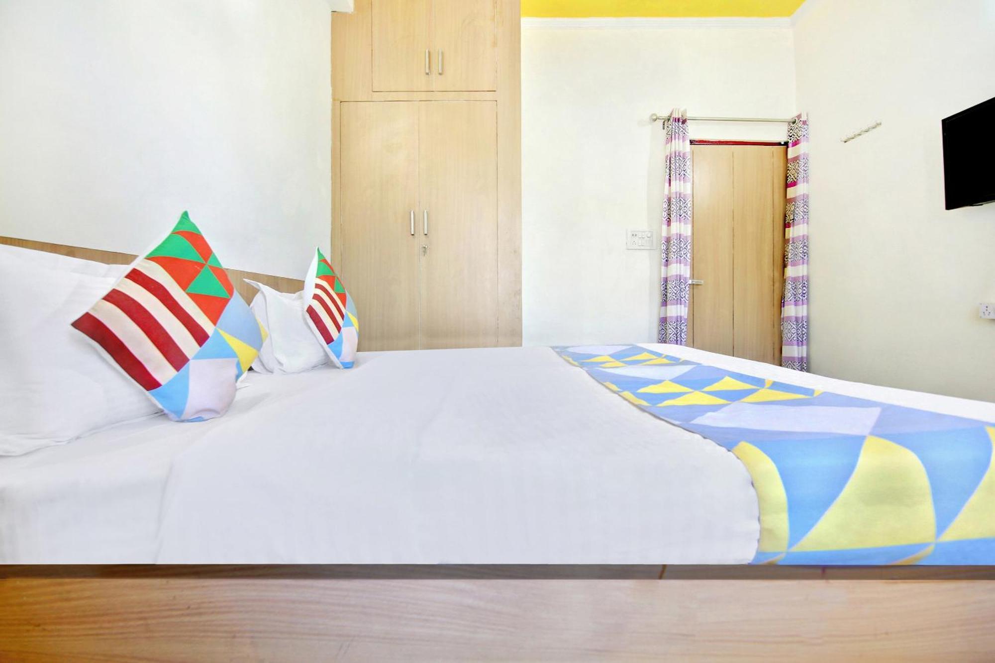 OYO Home 78802 Balaji Bhawan Jhajra Bagian luar foto