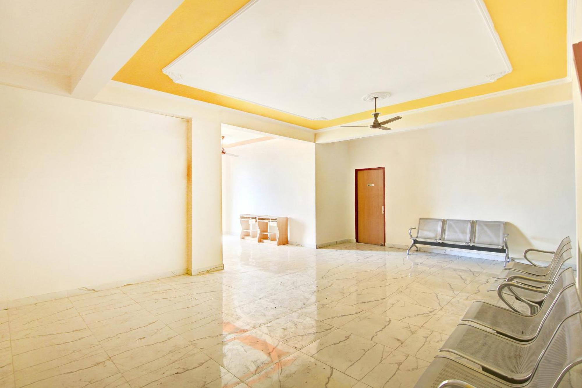 OYO Home 78802 Balaji Bhawan Jhajra Bagian luar foto