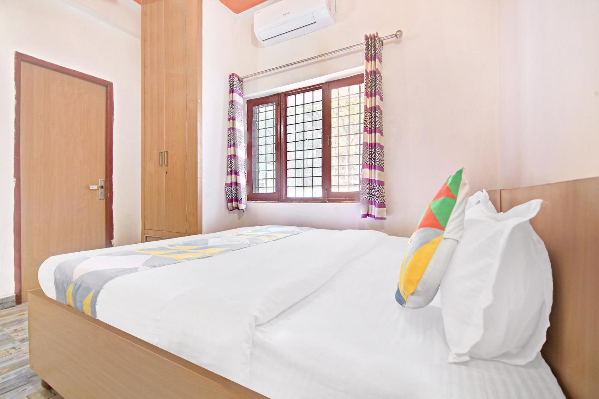 OYO Home 78802 Balaji Bhawan Jhajra Bagian luar foto