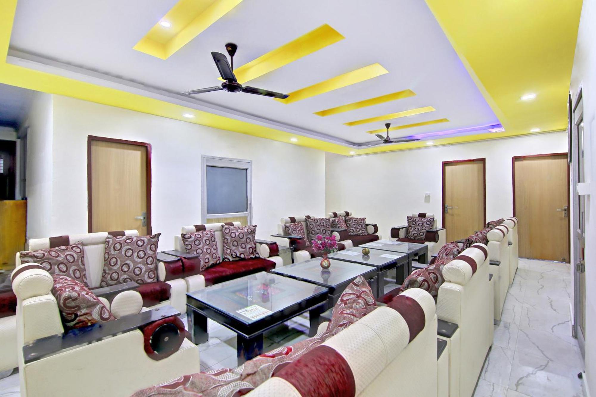OYO Home 78802 Balaji Bhawan Jhajra Bagian luar foto